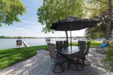 399 Lakeside Dr, Jackson, MI 49203 photo 30
