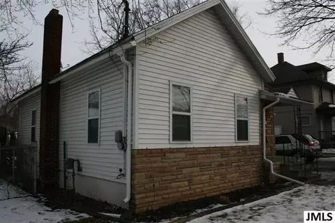 321 N West, Jackson, MI 49201 photo 3