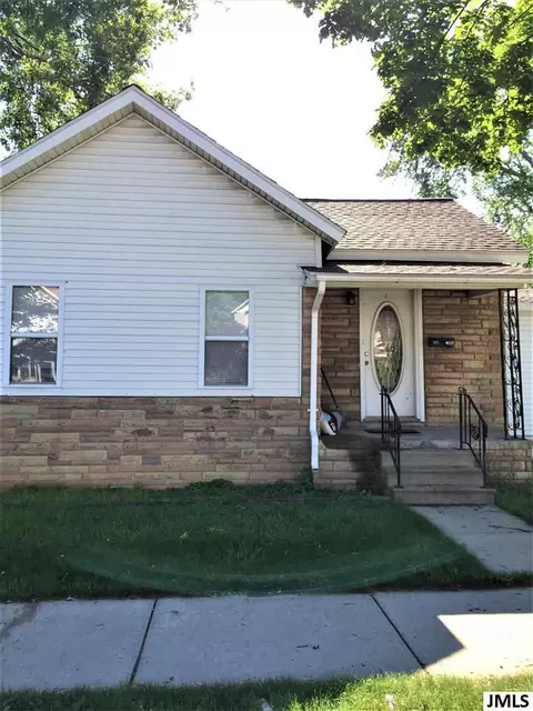 321 N West, Jackson, MI 49201 photo 1
