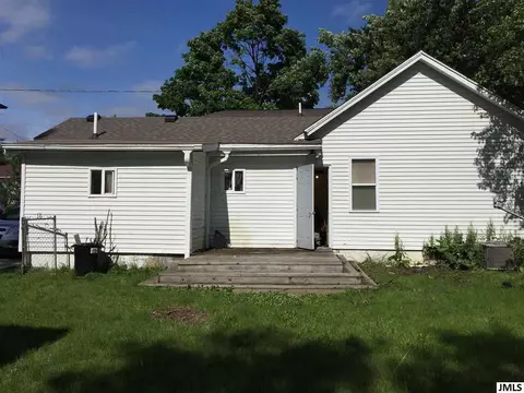 321 N West, Jackson, MI 49201 photo 5