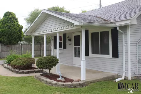 848 Rambow, Monroe, MI 48161 photo 2