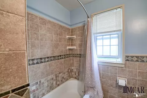 425 Borgess, Monroe, MI 48162 photo 22