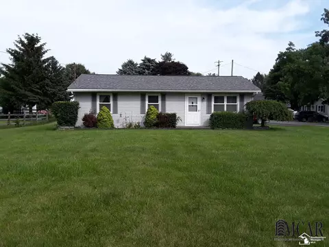 14380 W Cedar, Monroe, MI 48161 photo 1