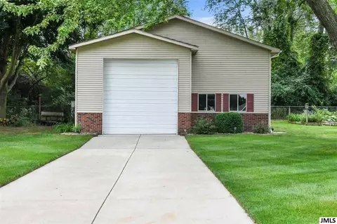 3913 Memory Ln, Jackson, MI 49201 photo 3