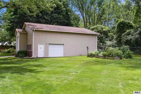 3913 Memory Ln, Jackson, MI 49201 photo 9