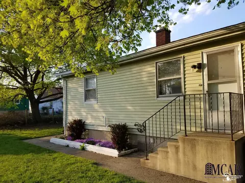732 Roeder, Monroe, MI 48161 photo 5