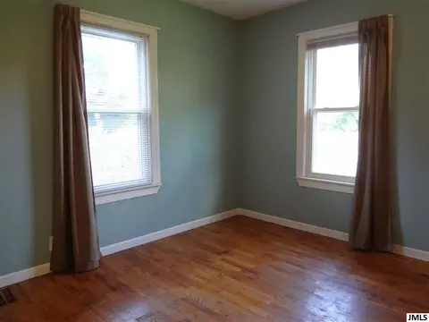 143 Amos, Jackson, MI 49203 photo 10