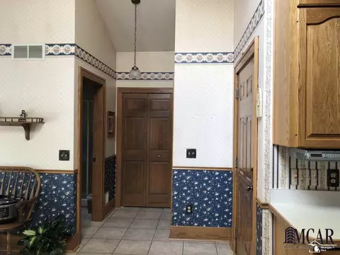 439 Godfroy, Monroe, MI 48162 photo 15