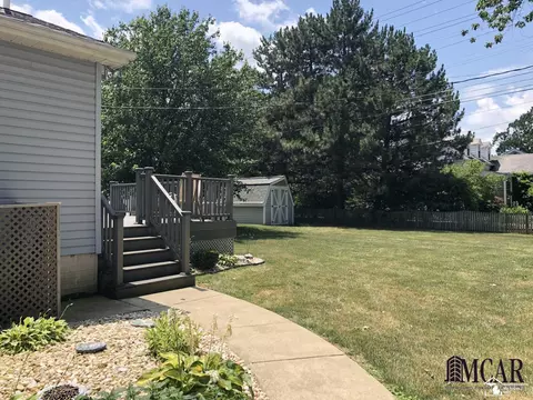 439 Godfroy, Monroe, MI 48162 photo 4