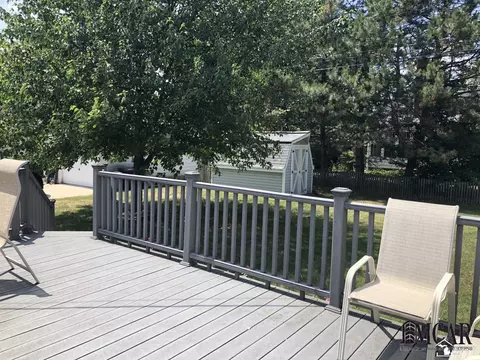 439 Godfroy, Monroe, MI 48162 photo 3