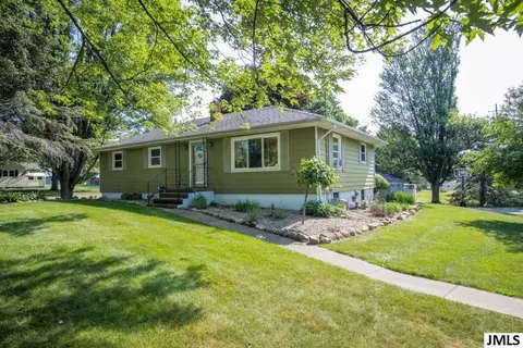337 Marion, Jackson, MI 49203 photo 1