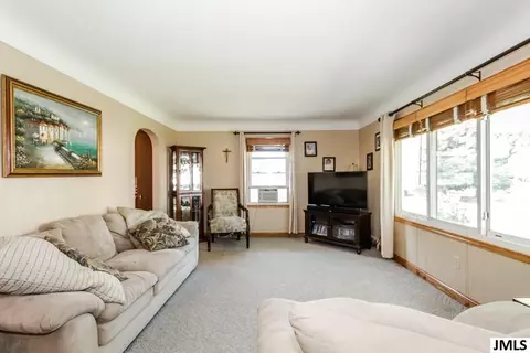 337 Marion, Jackson, MI 49203 photo 18
