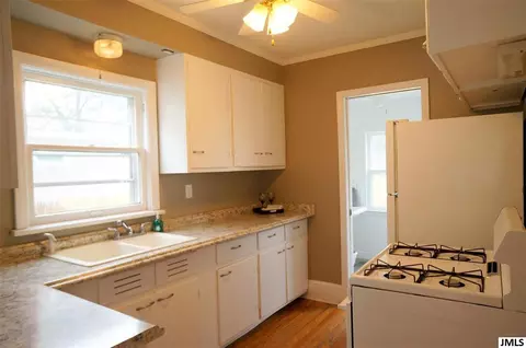 760 Union St, Jackson, MI 49203 photo 11