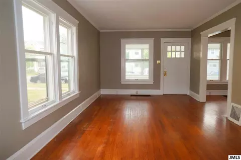 760 Union St, Jackson, MI 49203 photo 6