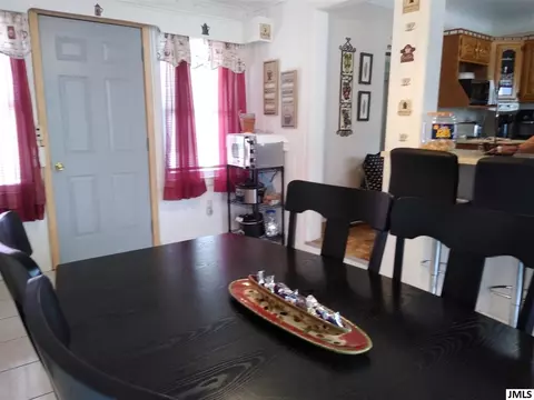 380 Seneca Dr, Jackson, MI 49202 photo 5