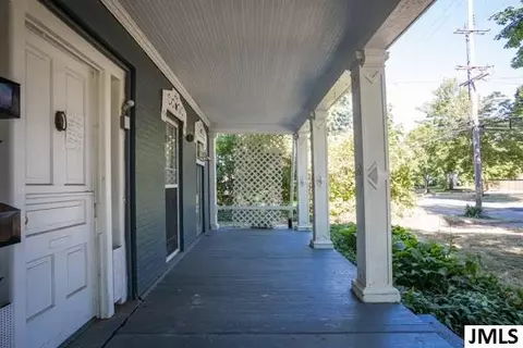 719 W Washington Ave, Jackson, MI 49201 photo 2