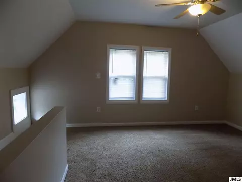 838 N Brown, Jackson, MI 49202 photo 16