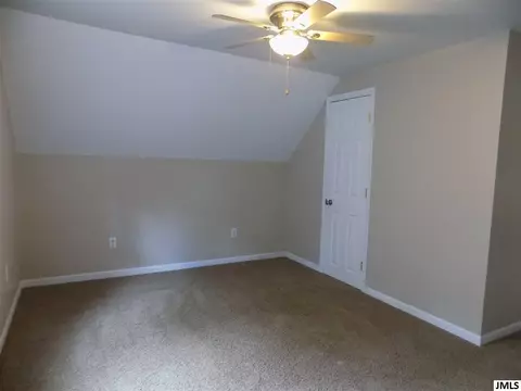 838 N Brown, Jackson, MI 49202 photo 15