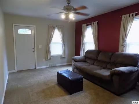 838 N Brown, Jackson, MI 49202 photo 7