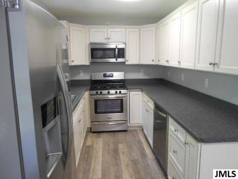 2190 Maple Dr, Jackson, MI 49203 photo 4