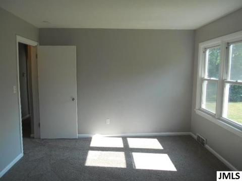 2190 Maple Dr, Jackson, MI 49203 photo 13
