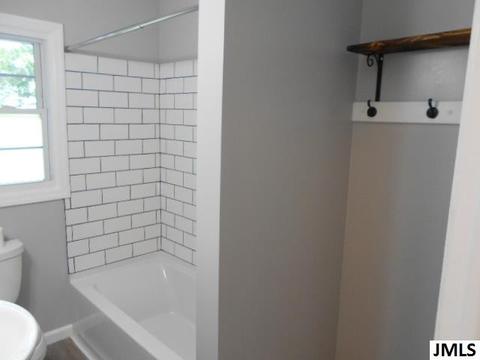 2190 Maple Dr, Jackson, MI 49203 photo 7