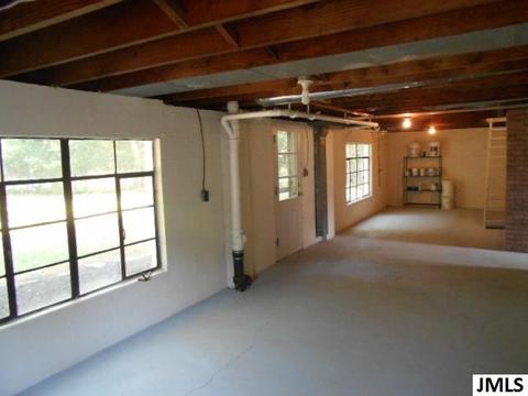 2190 Maple Dr, Jackson, MI 49203 photo 17