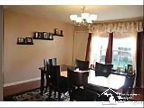 523 Borgess, Monroe, MI 48162 photo 7