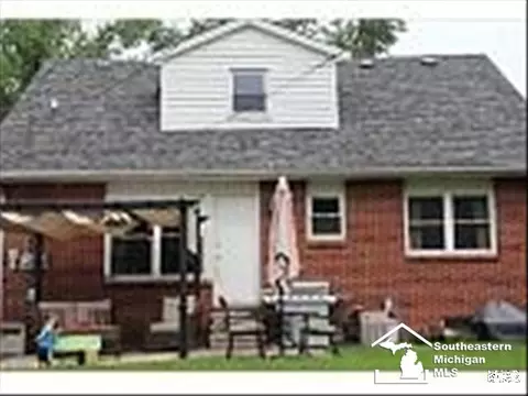 523 Borgess, Monroe, MI 48162 photo 2