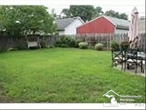 523 Borgess, Monroe, MI 48162 photo 5