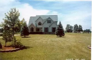 12505 James, Carleton, MI 48117 photo 1