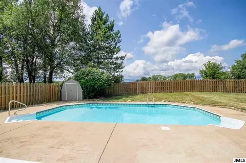 2556 Dorvin Dr, Jackson, MI 49201 photo 21