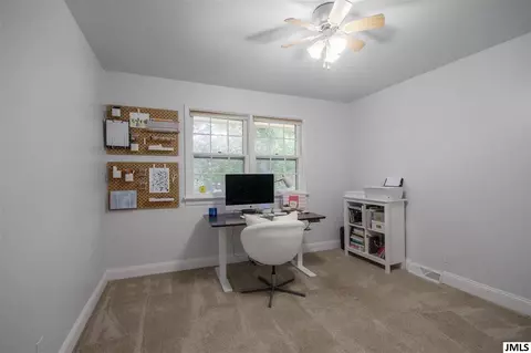 2556 Dorvin Dr, Jackson, MI 49201 photo 13