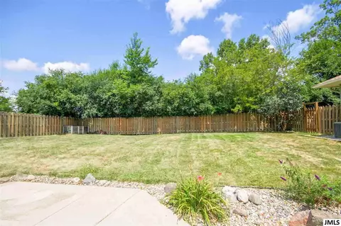 2556 Dorvin Dr, Jackson, MI 49201 photo 22