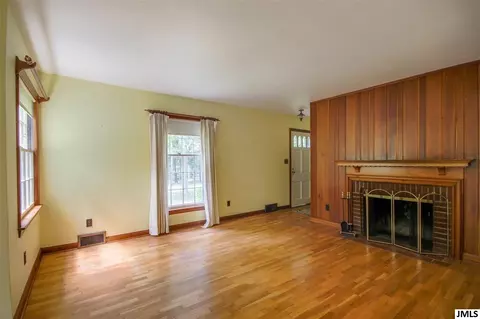 4499 S Jackson Rd, Jackson, MI 49201 photo 4