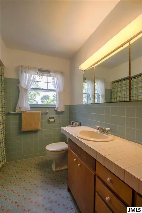 4499 S Jackson Rd, Jackson, MI 49201 photo 11