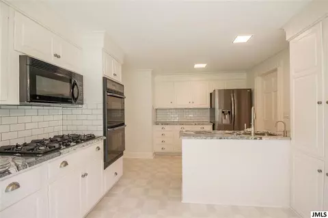 3417 E Walmont, Jackson, MI 49203 photo 9