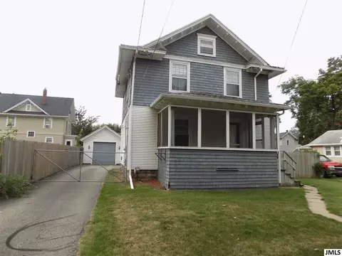 735 W Franklin St, Jackson, MI 49201 photo 1