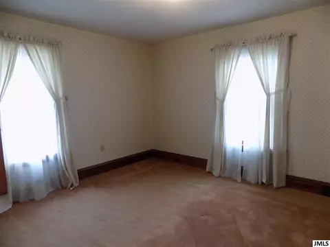 735 W Franklin St, Jackson, MI 49201 photo 9