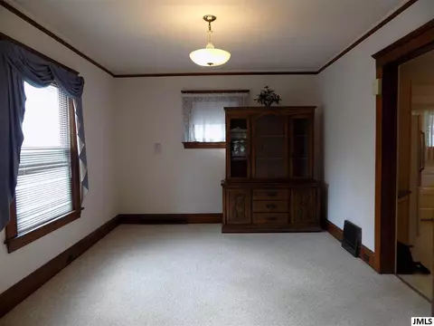735 W Franklin St, Jackson, MI 49201 photo 5