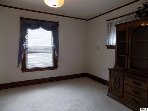 735 W Franklin St, Jackson, MI 49201 photo 6