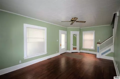 746 Union St, Jackson, MI 49203 photo 3