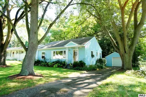 3509 Harding Rd, Jackson, MI 49203 photo 2