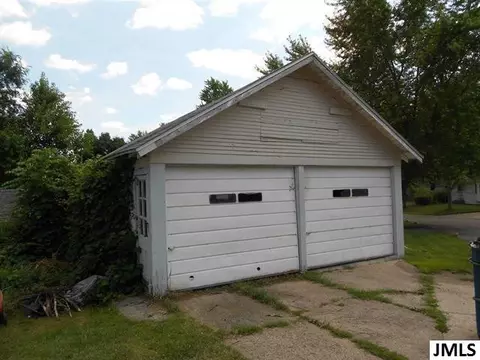 2601 Bow St, Jackson, MI 49203 photo 2