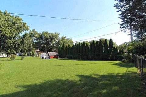 423 Windmill Pt, Flushing, MI 48433 photo 16