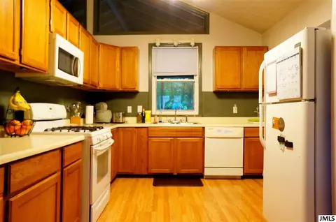 4064 Donnely Rd, Jackson, MI 49201 photo 9
