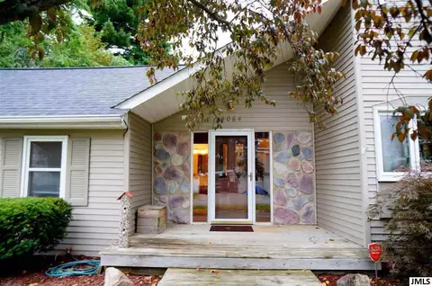 4064 Donnely Rd, Jackson, MI 49201 photo 2