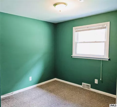 334 Bradley Dr, Jackson, MI 49201 photo 7