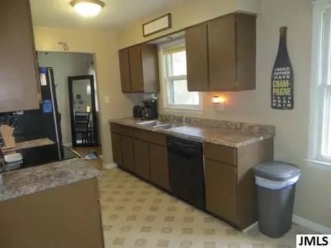 4205 Lancashire Dr, Jackson, MI 49203 photo 10