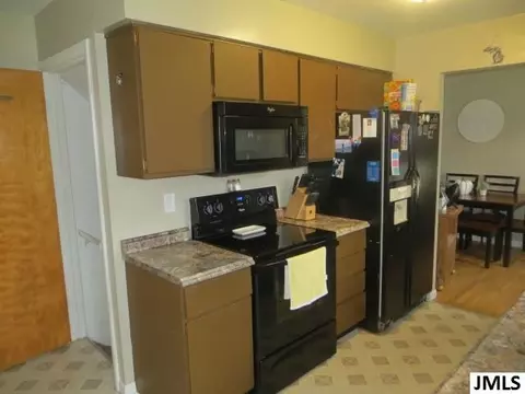 4205 Lancashire Dr, Jackson, MI 49203 photo 9